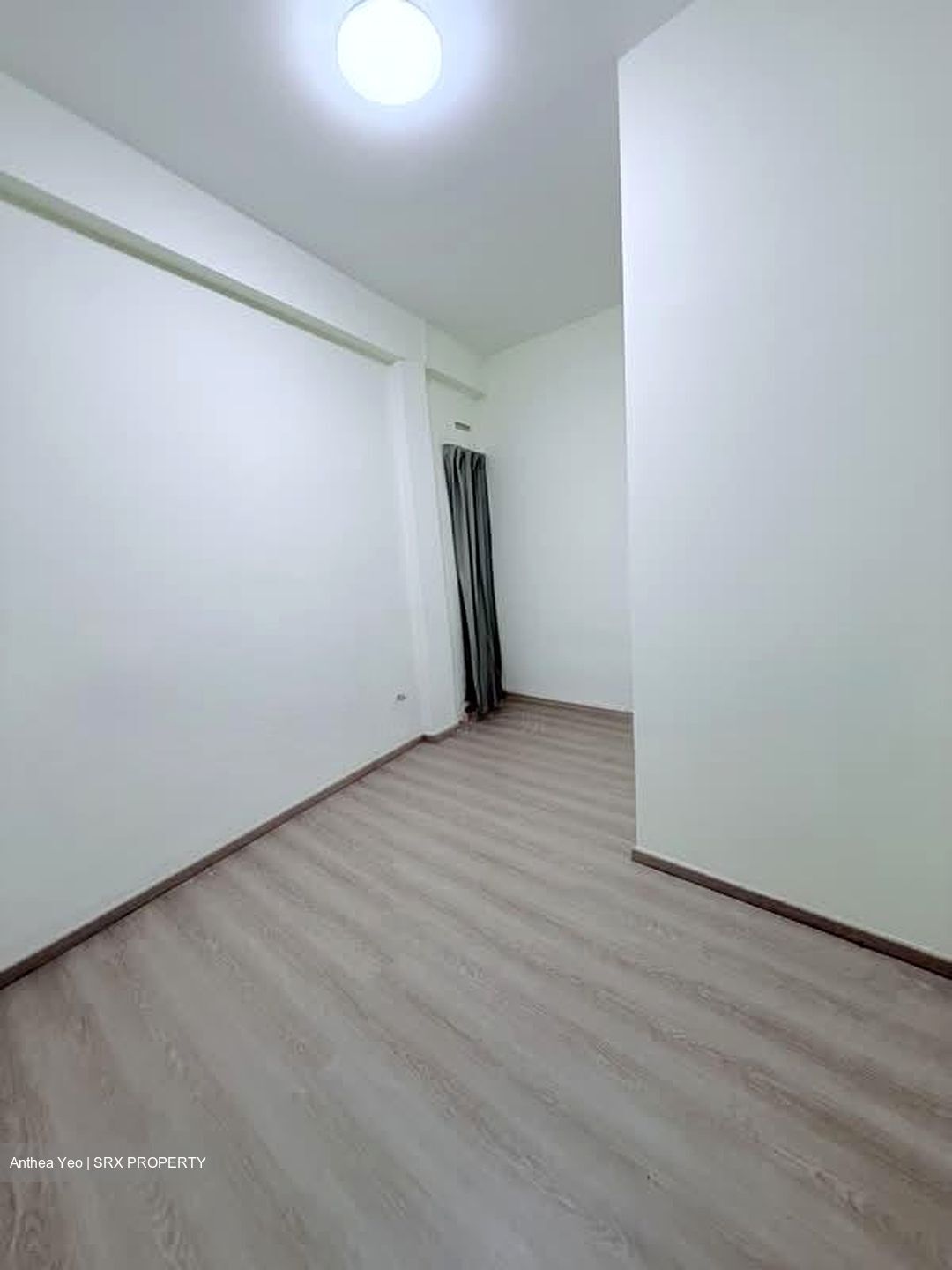 Kitchener Road (D8), Apartment #570572181